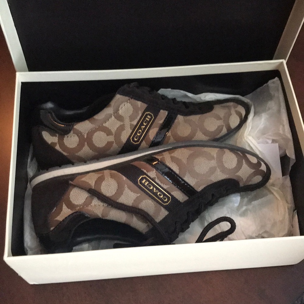 Coach Tennis shoes size 6